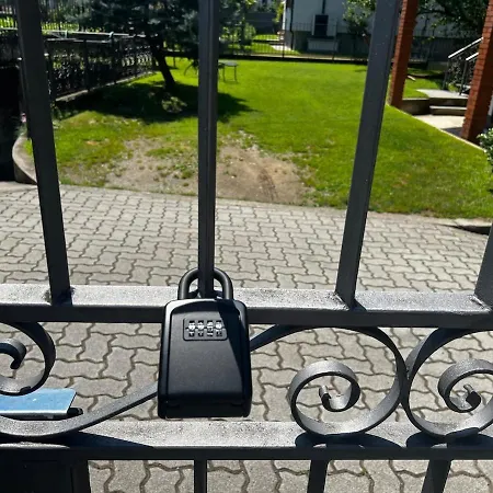 Ad Un Passo Dal - Giardino Privato E Relax Apartment *